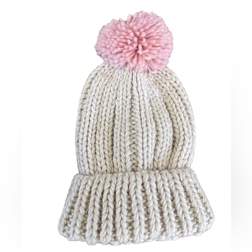 🌸Handmade Beanie with Pink pompom🌸